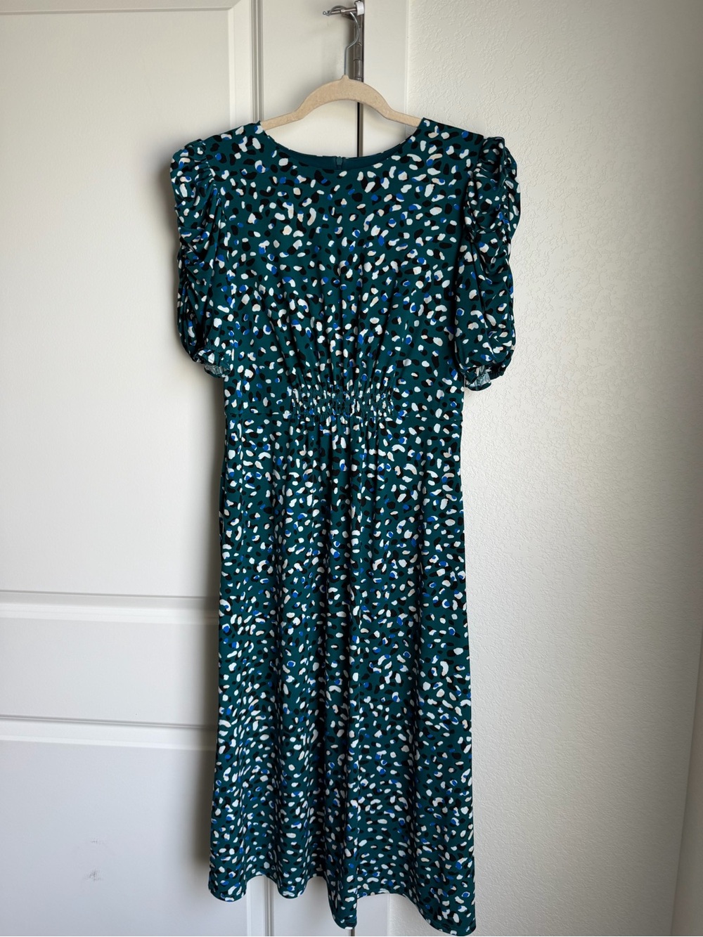 Vince Camuto Teal Printed Maxi Dress with Puff Sleeves